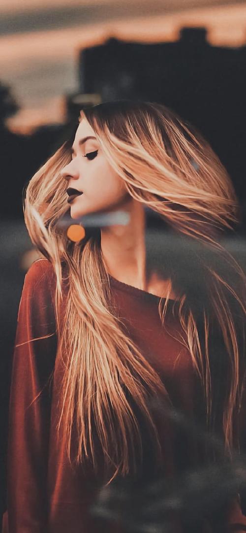 男吻我腿中间的那个位置