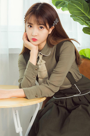 免费看女生棵体网站