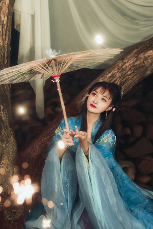 亚洲欧洲自拍图片专区在线放映