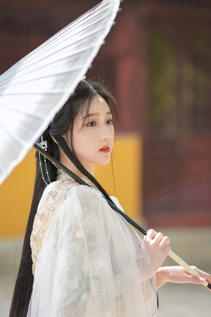 夜色缭乱短剧高清视频